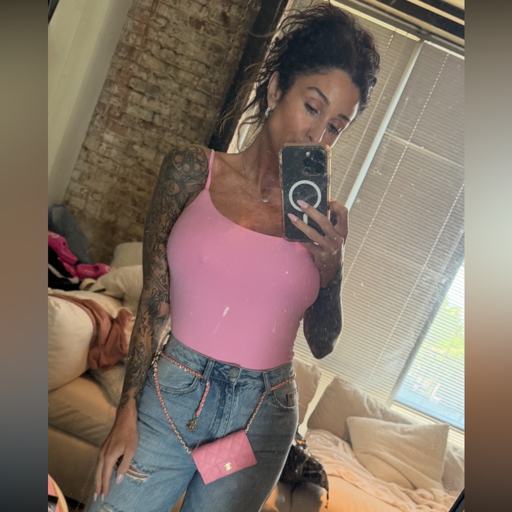 Chanel Pink Quilted Crossbody Wallet - Picture 3 of 10